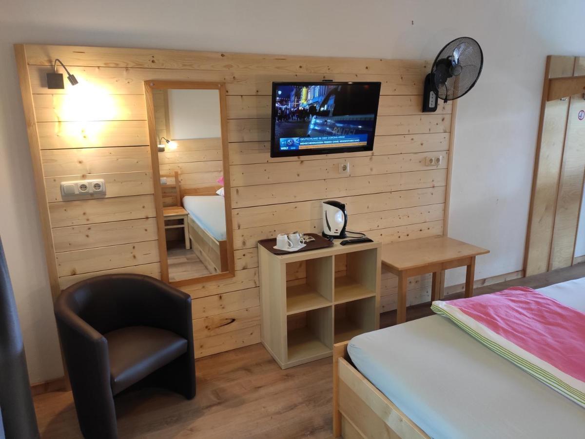 Hinterzhof Max Motel מראה חיצוני תמונה