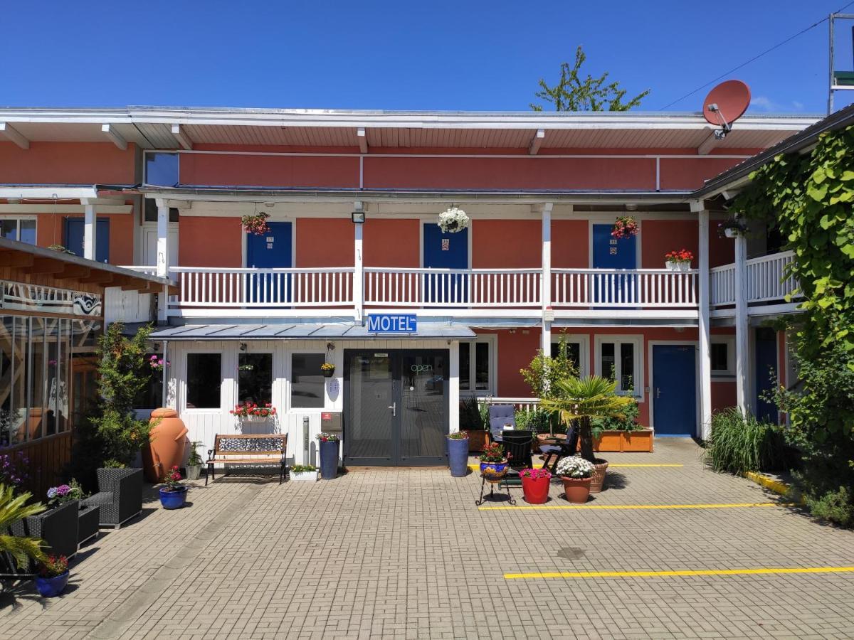 Hinterzhof Max Motel מראה חיצוני תמונה