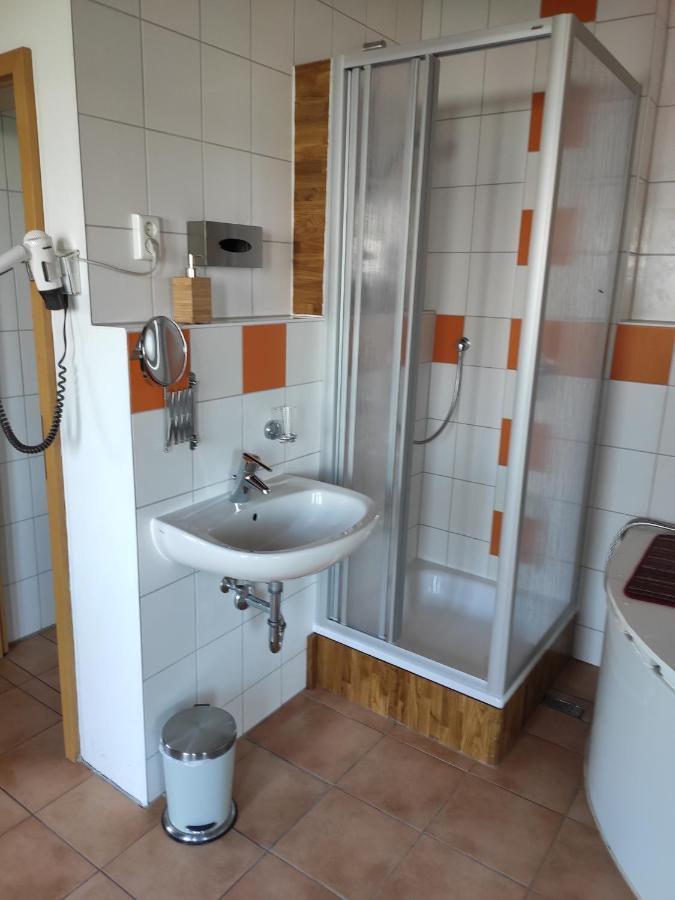 Hinterzhof Max Motel מראה חיצוני תמונה