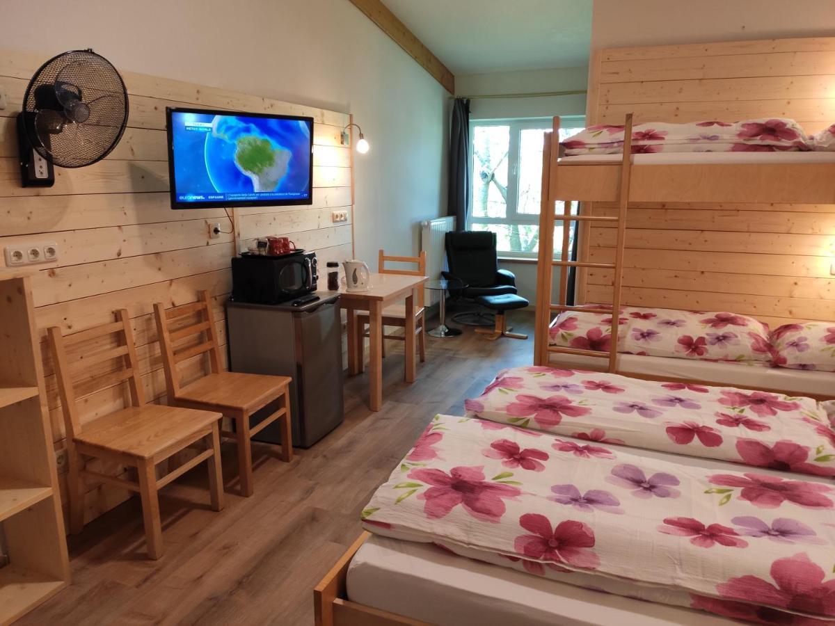 Hinterzhof Max Motel מראה חיצוני תמונה